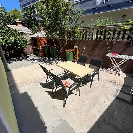 Apartment Andrej *
