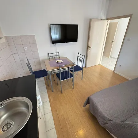 Andrej Apartment *